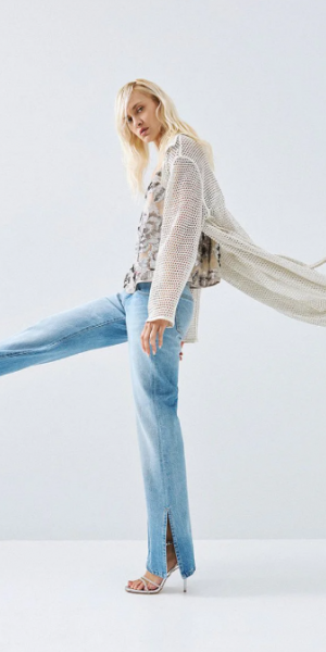 Denim καμπάνα με ανοίγματα