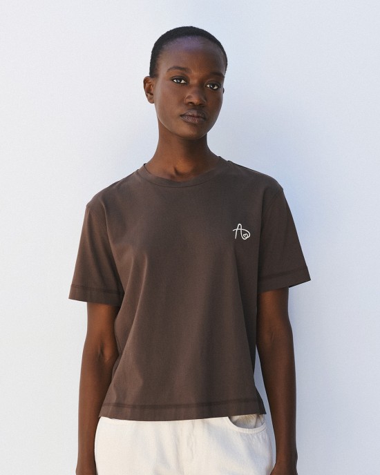 T-shirt με κεντημένο μονόγραμμα