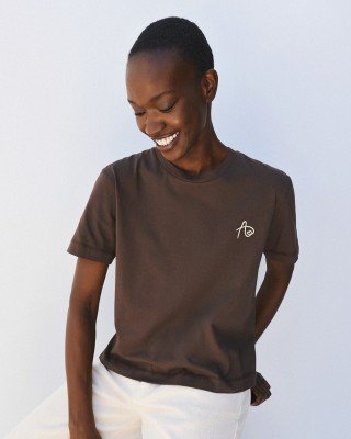 T-shirt με κεντημένο μονόγραμμα